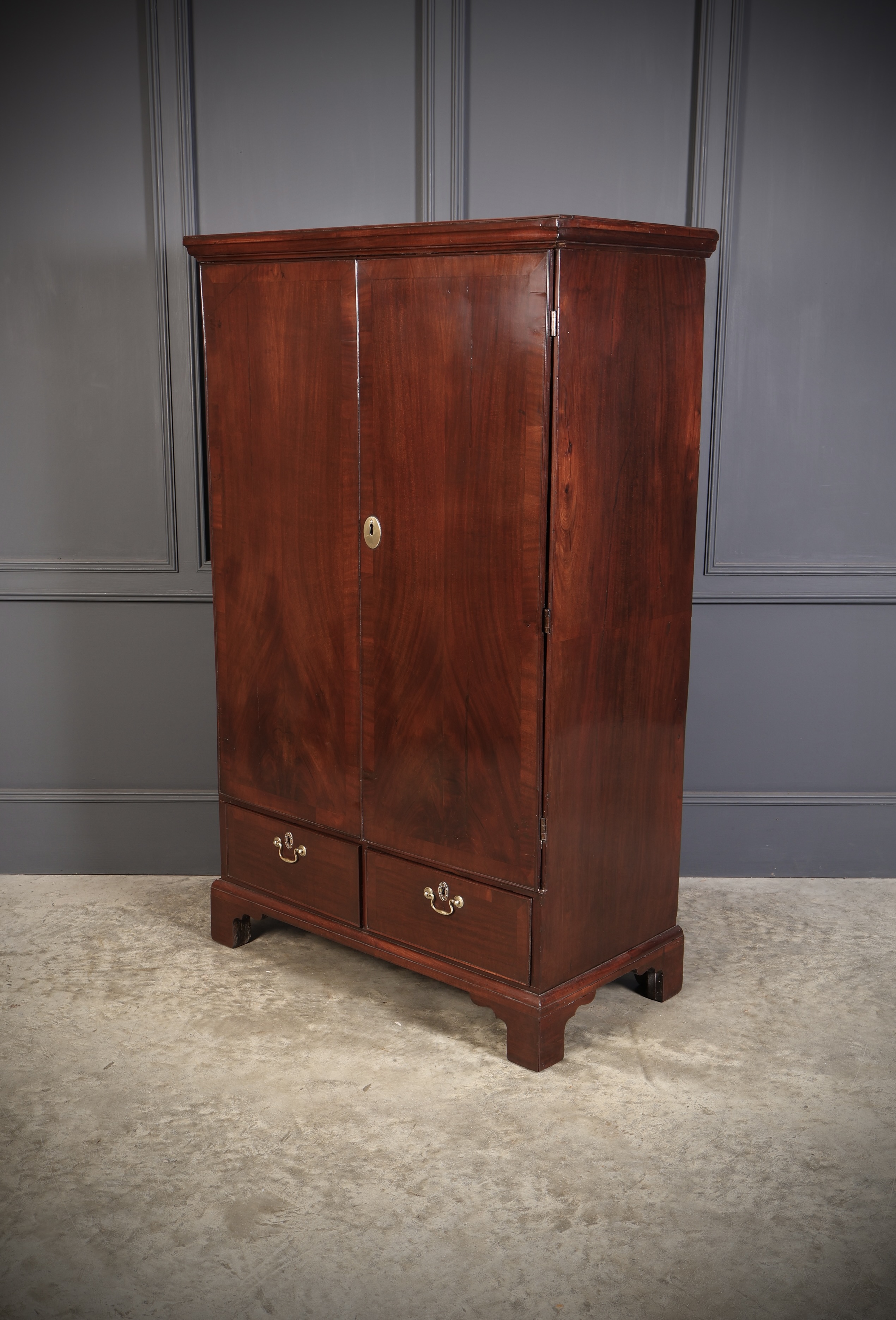 George III Mahogany Linen Press Linen press Antique Cupboards 6